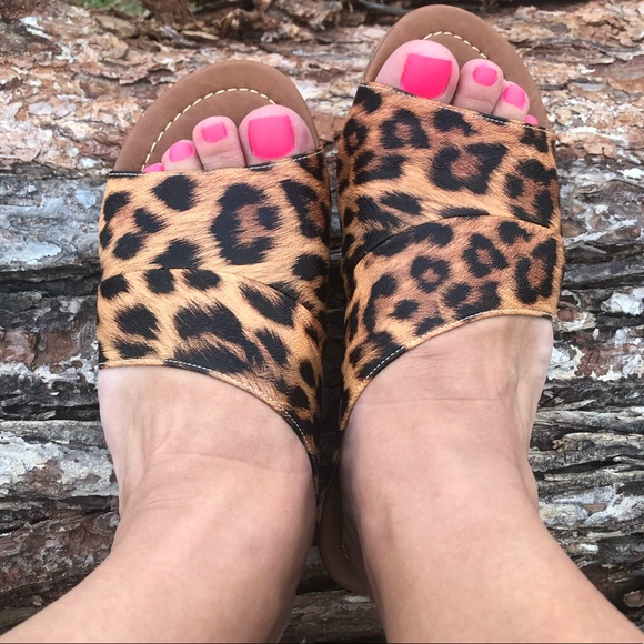Shoes - Leopard Slide Sandals